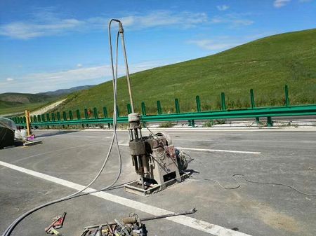 余江公路地基基础注浆加固